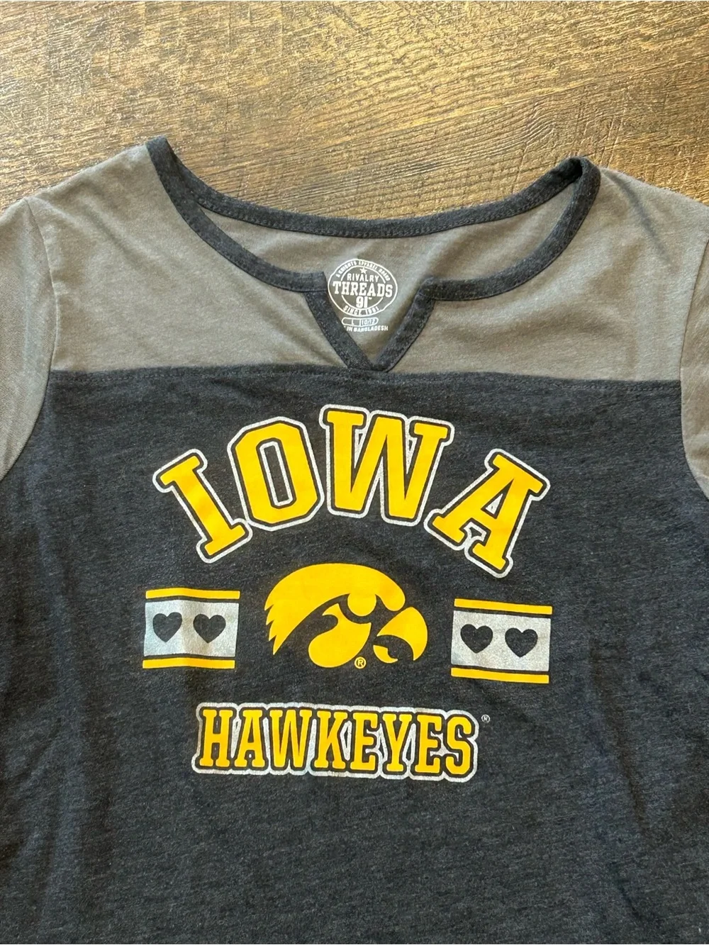 Rivalry Threads Iowa Hawkeyes Short Sleeve Tee - Black, Gray, Yellow